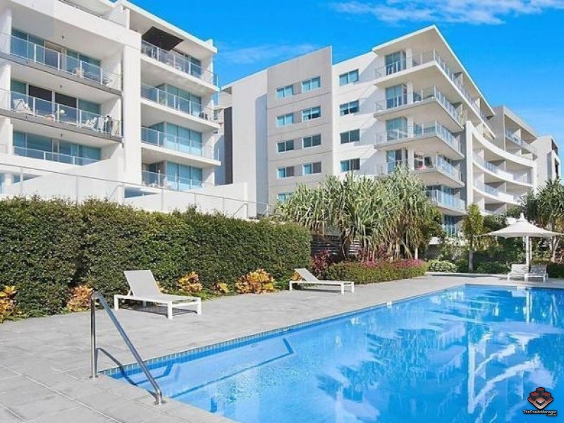 2 East Quay Drive, Biggera Waters QLD 4216