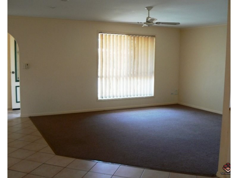 1 Bloodwood Court, Kawungan QLD 4655