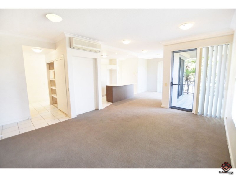 19 Carina Peak Drive, Varsity Lakes QLD 4227