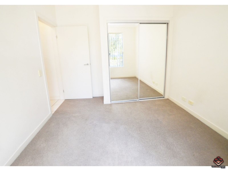 19 Carina Peak Drive, Varsity Lakes QLD 4227