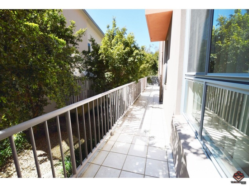 19 Carina Peak Drive, Varsity Lakes QLD 4227