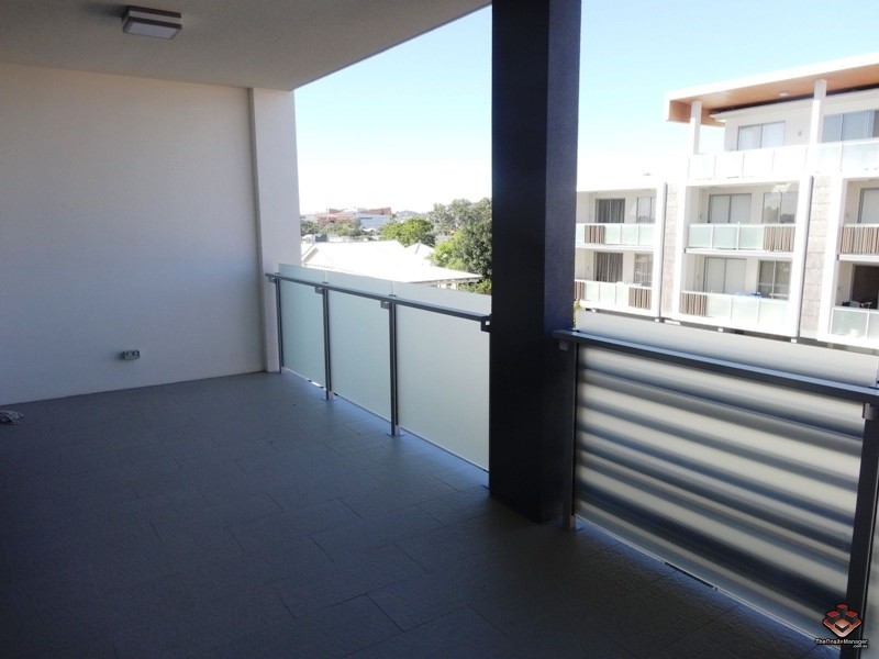 8 Lochaber Street, Dutton Park QLD 4102