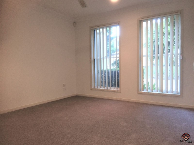 433 Brisbane Road, Arundel QLD 4214