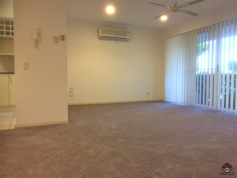 433 Brisbane Road, Arundel QLD 4214