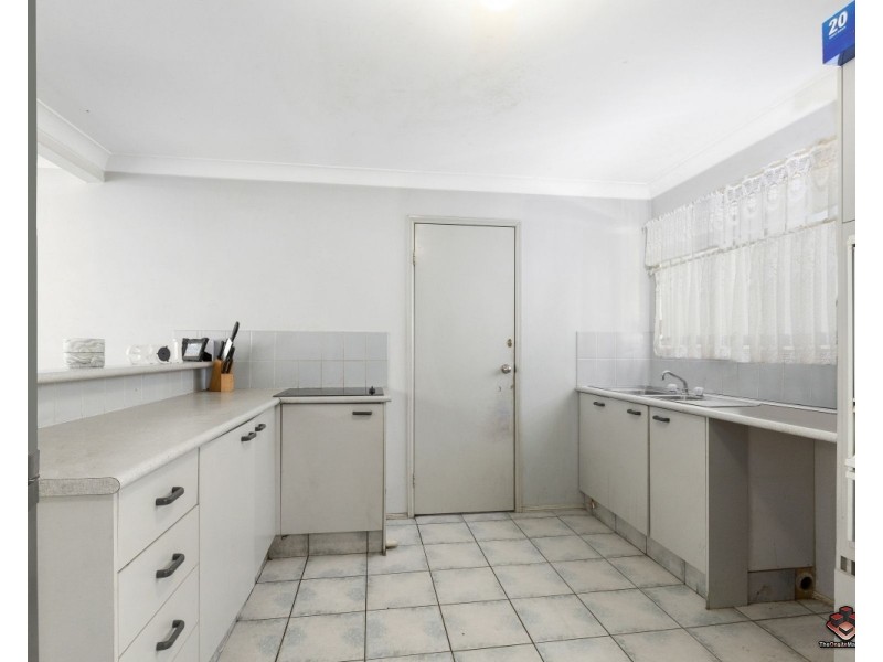 194/641 Pine Ridge Road, Biggera Waters QLD 4216