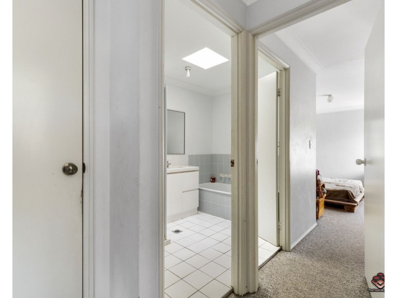 194/641 Pine Ridge Road, Biggera Waters QLD 4216