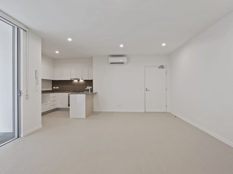 2/1049 Wynnum Road, Cannon Hill QLD 4170