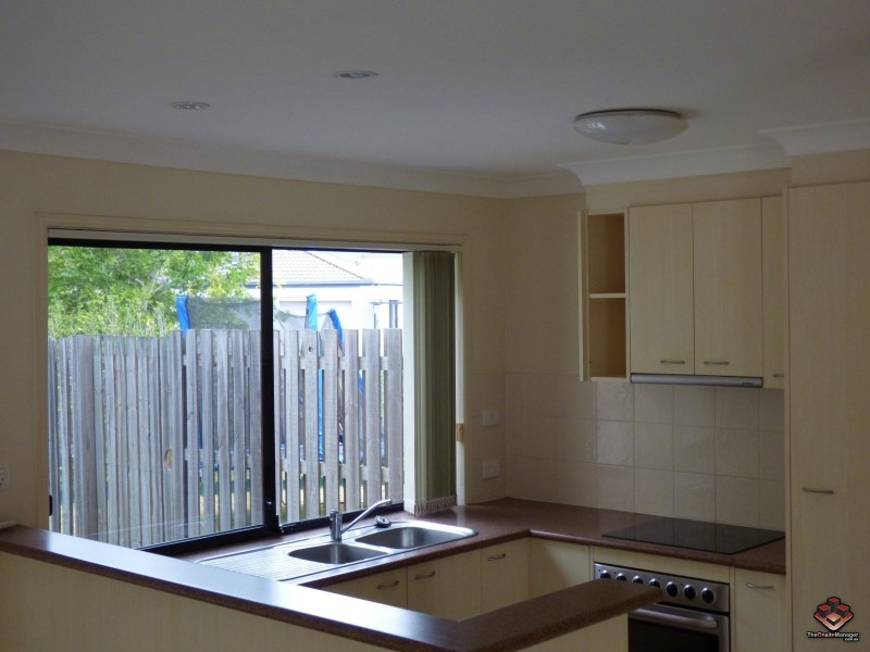 12/2 Tuition Street, Upper Coomera QLD 4209