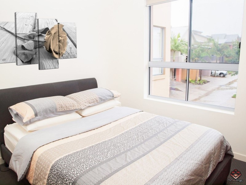 19 Carina Peak Drive, Varsity Lakes QLD 4227