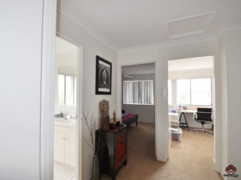 130 Jutland Street, Oxley QLD 4075