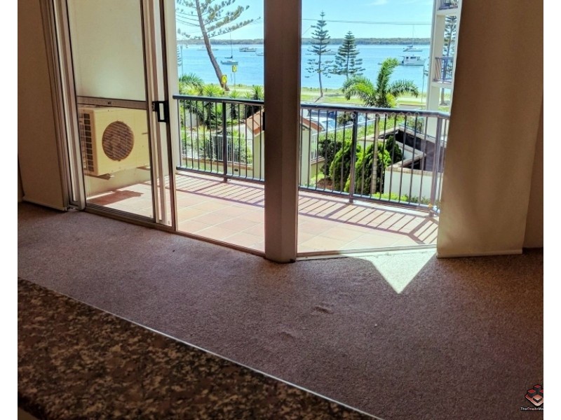 522 Marine Parade, Biggera Waters QLD 4216