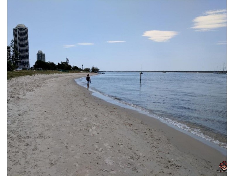 522 Marine Parade, Biggera Waters QLD 4216