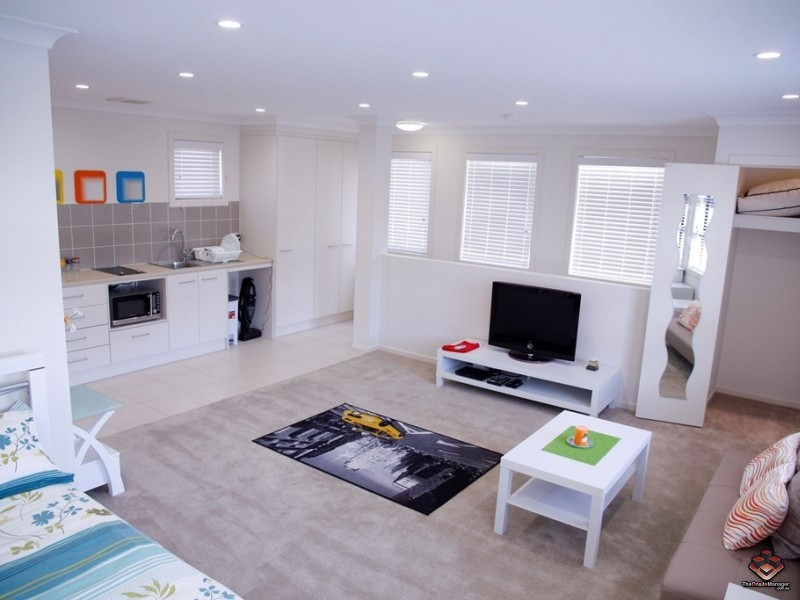 16 Surbiton Court, Carindale QLD 4152