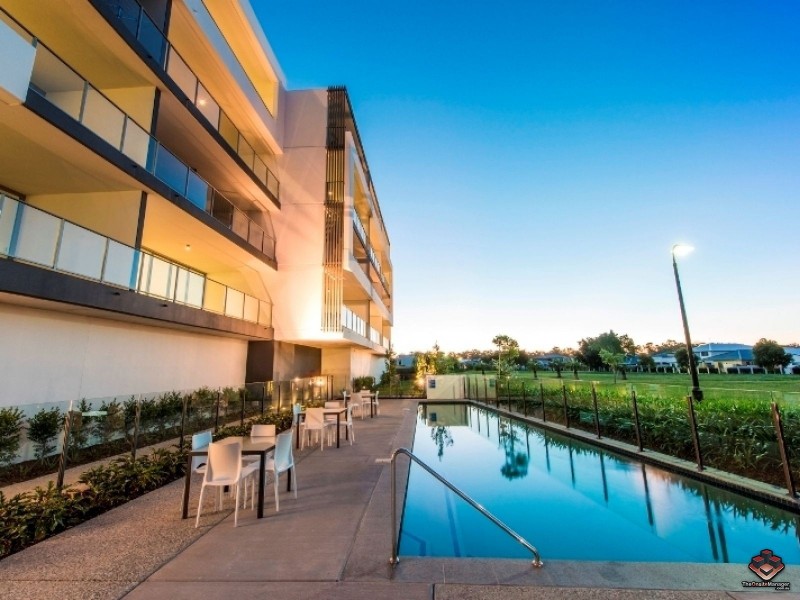 3 Compass Drive, Biggera Waters QLD 4216