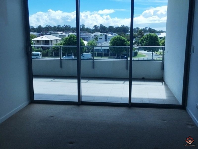 3 Compass Drive, Biggera Waters QLD 4216
