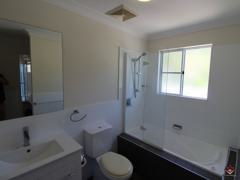 65 Manooka Drive, Cannonvale QLD 4802