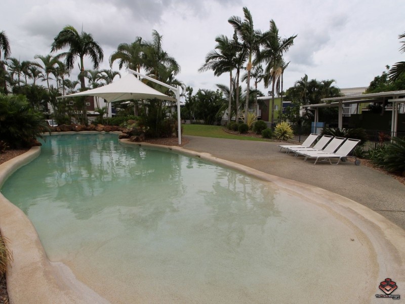 65 Manooka Drive, Cannonvale QLD 4802