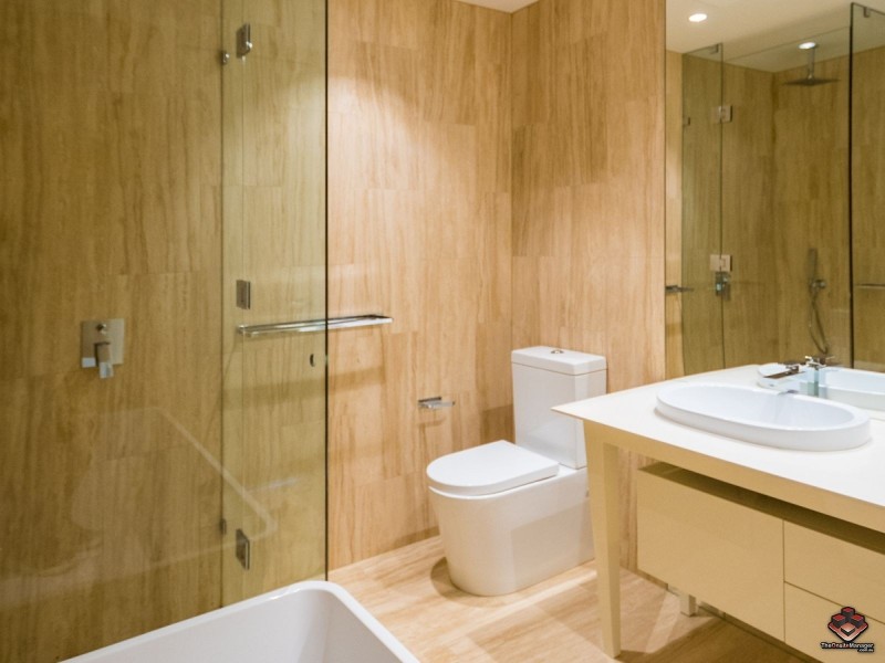 1 Marina Drive, Benowa QLD 4217