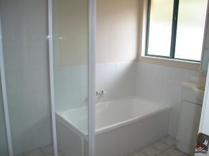 6 Buddy Holly Close, Parkwood QLD 4214