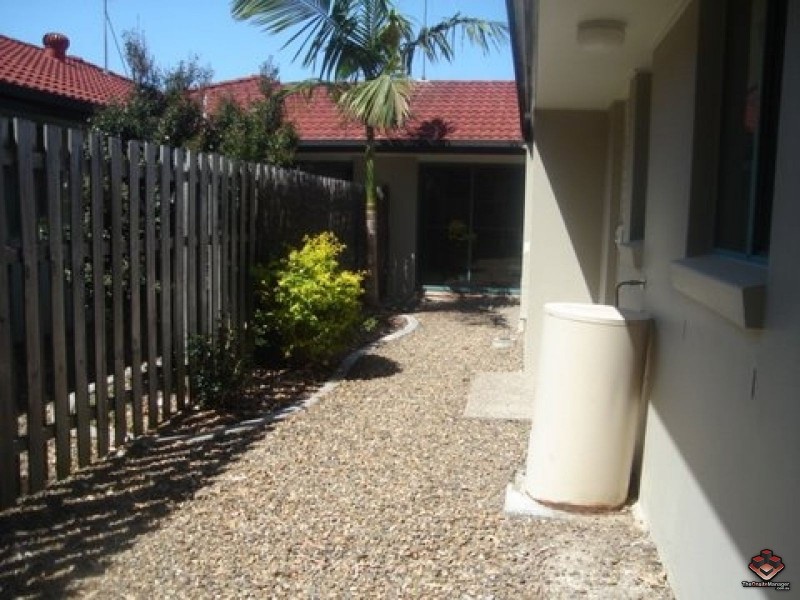 6 Buddy Holly Close, Parkwood QLD 4214