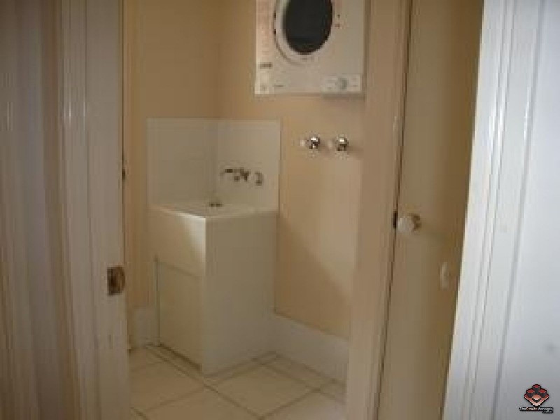 6 Buddy Holly Close, Parkwood QLD 4214