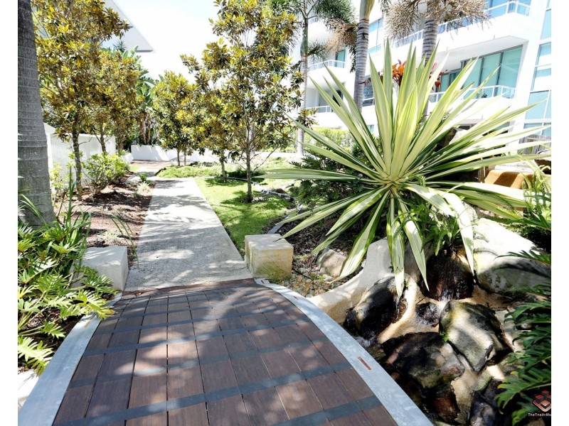 39/20-28 Bayview Street, Runaway Bay QLD 4216