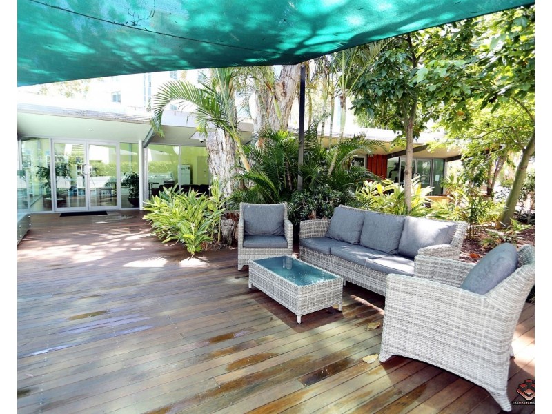 39/20-28 Bayview Street, Runaway Bay QLD 4216