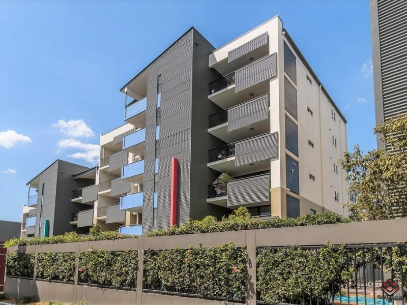 2180 Logan Road, Upper Mount Gravatt QLD 4122