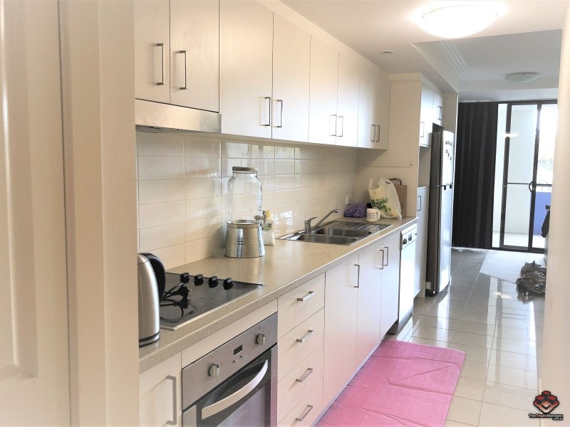 2180 Logan Road, Upper Mount Gravatt QLD 4122