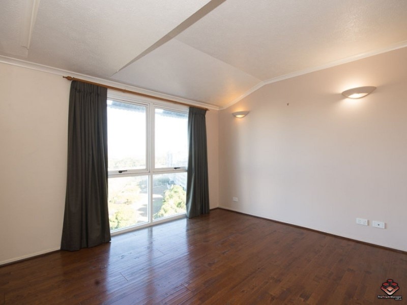 86-124 Ogden Street, Townsville City QLD 4810