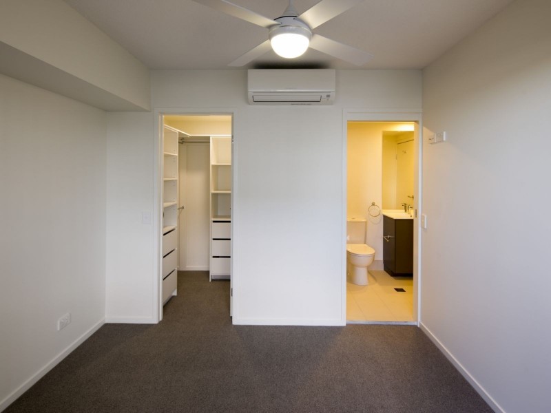 37 Regent Street, Woolloongabba QLD 4102