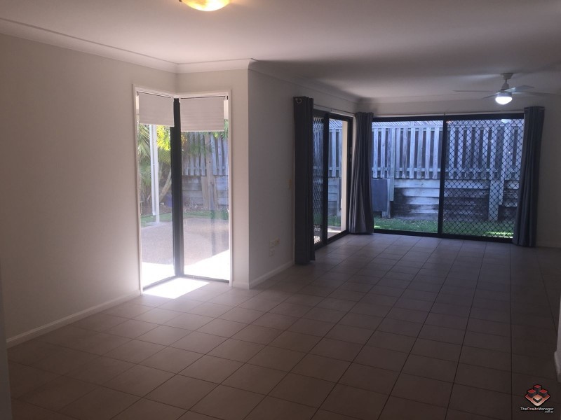 86/2-4 Langport Parade, Mudgeeraba QLD 4213