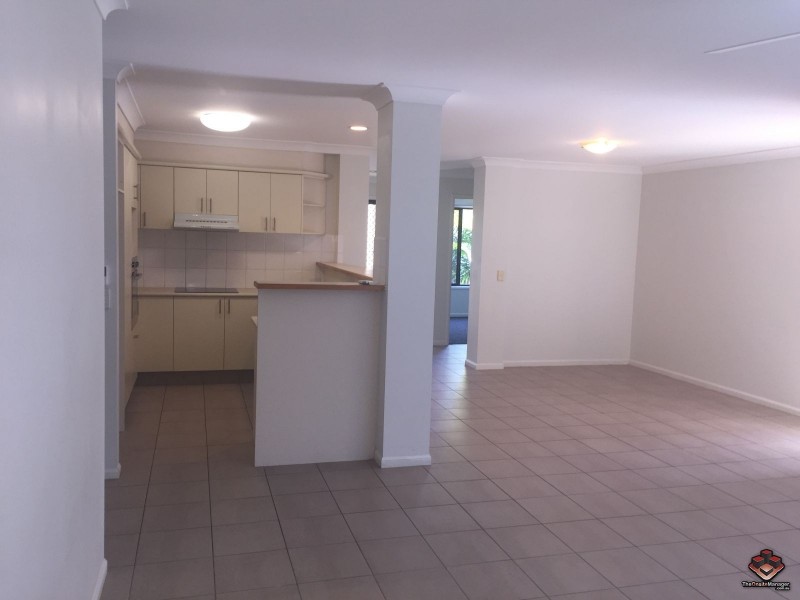 86/2-4 Langport Parade, Mudgeeraba QLD 4213