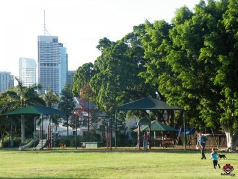 98 Holman Street, Kangaroo Point QLD 4169