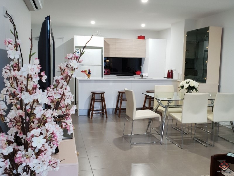 1-7 Waterford Court, Bundall QLD 4217