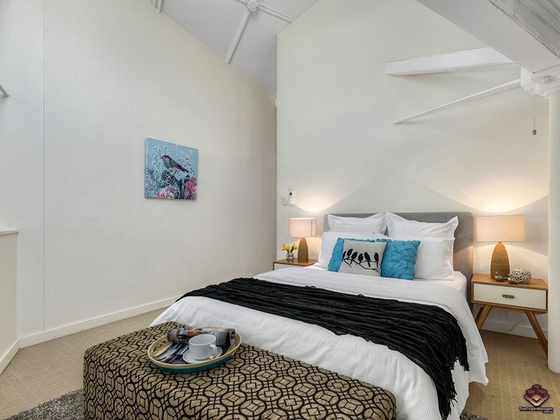 64 Macquarie Street, Teneriffe QLD 4005