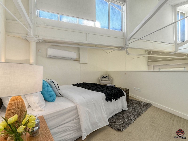 64 Macquarie Street, Teneriffe QLD 4005