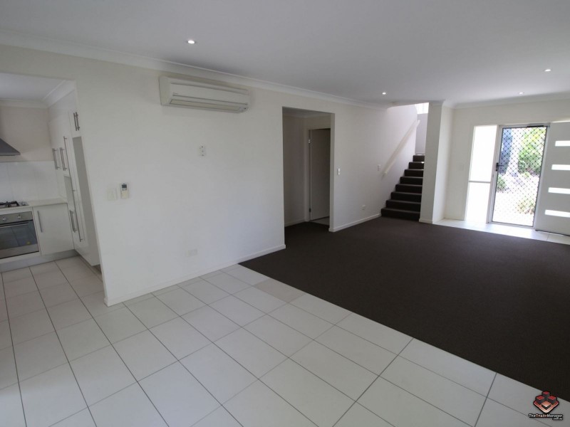 65 Manooka Drive, Cannonvale QLD 4802