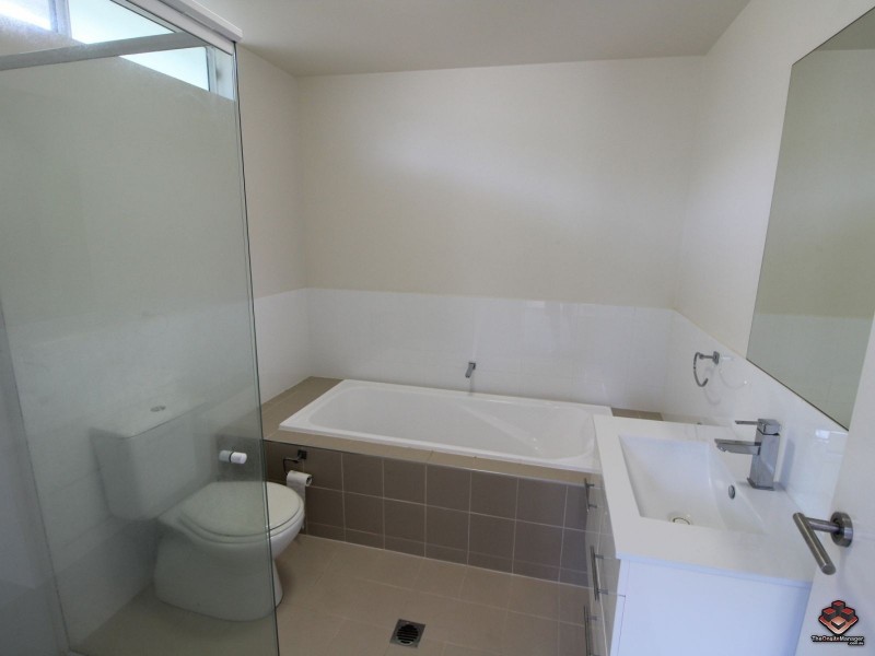 65 Manooka Drive, Cannonvale QLD 4802