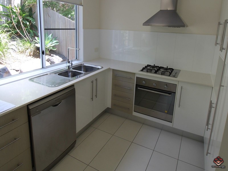 65 Manooka Drive, Cannonvale QLD 4802