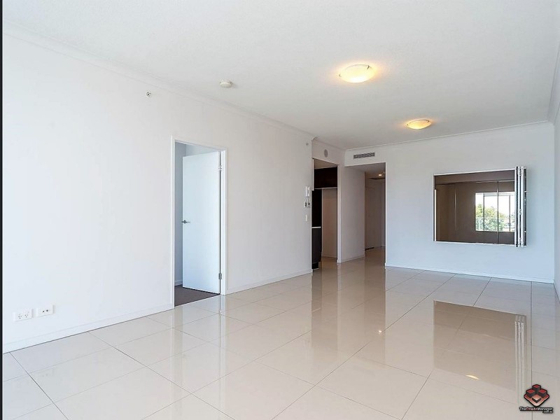 25 East Quay Drive, Biggera Waters QLD 4216