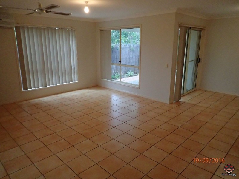 2 Stormbird Place, Carrara QLD 4211