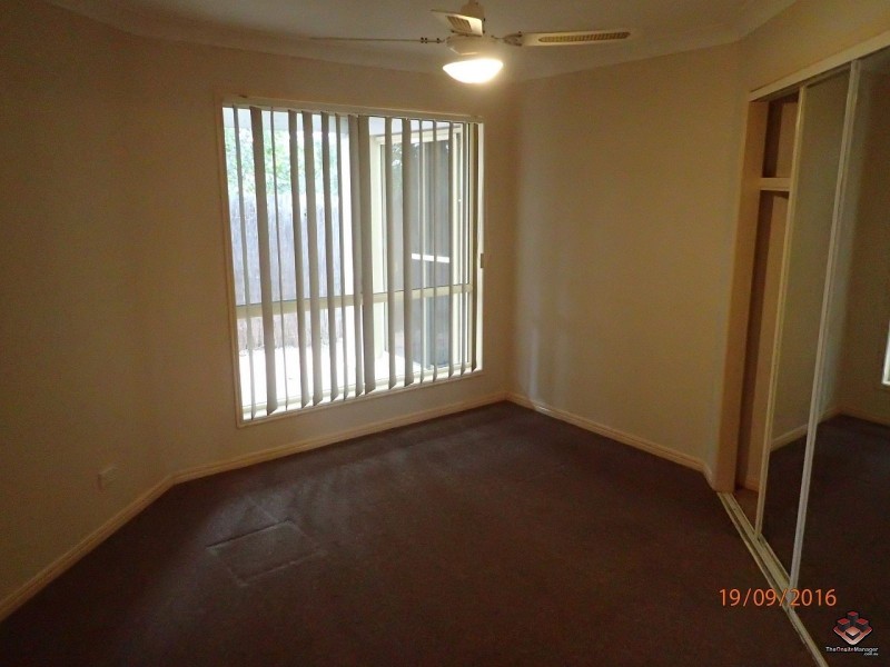 2 Stormbird Place, Carrara QLD 4211