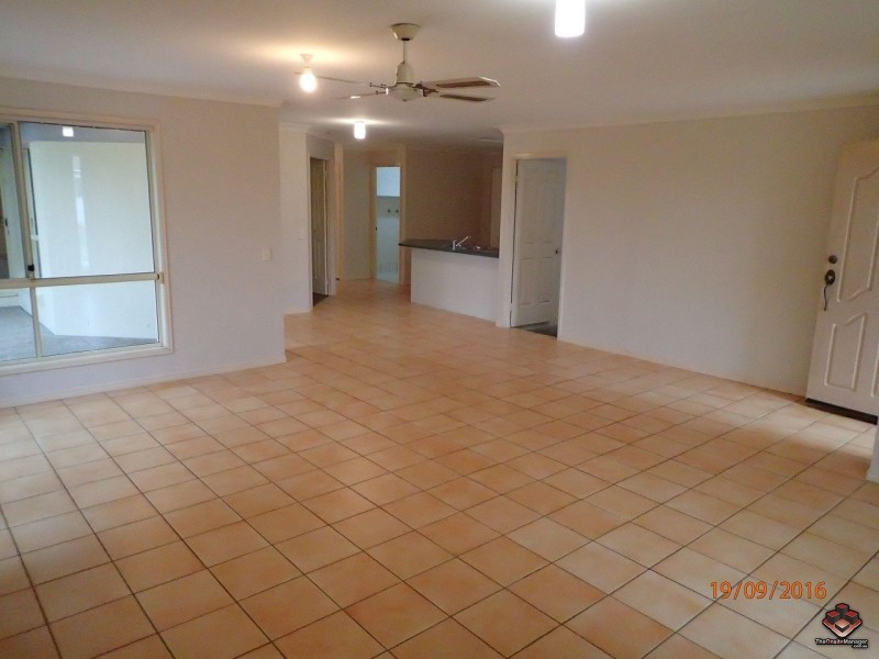 2 Stormbird Place, Carrara QLD 4211