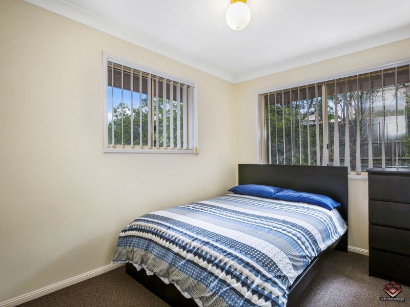 90 Oakleaf Street, Eight Mile Plains QLD 4113