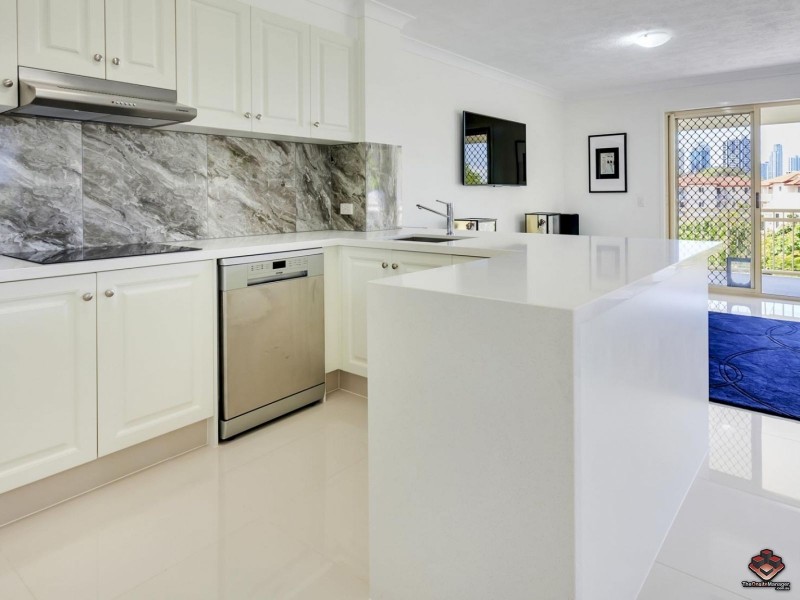 Chevron Island QLD 4217