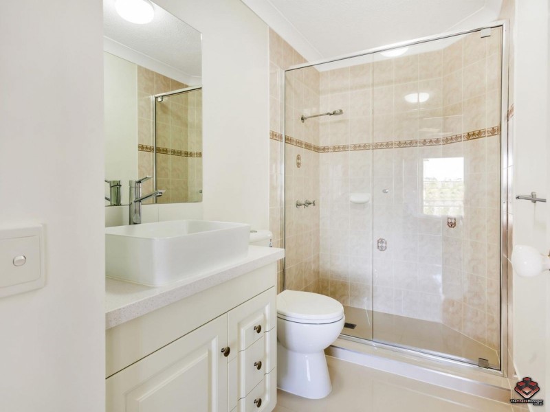 Chevron Island QLD 4217