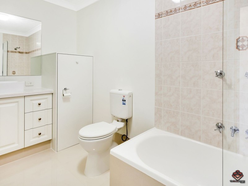 Chevron Island QLD 4217