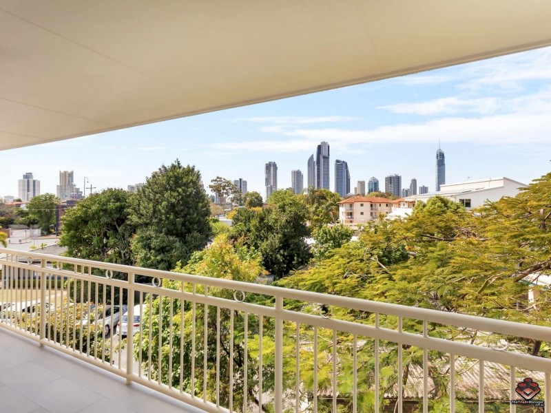 Chevron Island QLD 4217