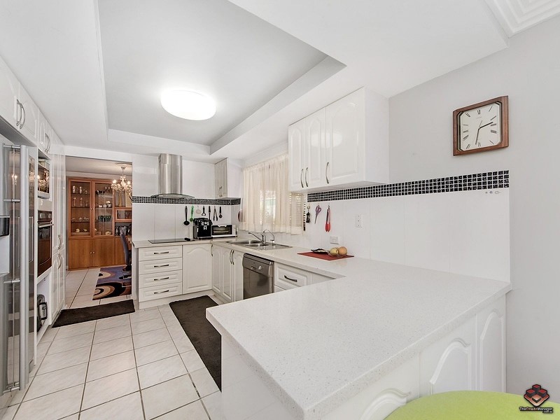 50 Latrobe Avenue, Helensvale QLD 4212